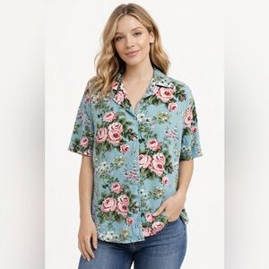 Vintage 90s Bechamel Casual Floral Button Up Blouse Blue Rose Print Rayon Shirt